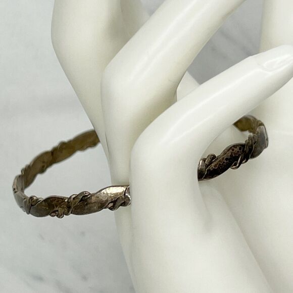 Vintage Mexico Silver Tone Braided Flat Bangle Bracelet ✨ - Picture 5 of 7